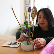 Load image into Gallery viewer, Mini Ikebana Kit