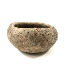 Load image into Gallery viewer, Planter, Rock Bowl, Medium