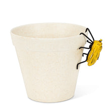 Load image into Gallery viewer, Small Bee Cast Iron Pot Hanger, 3in