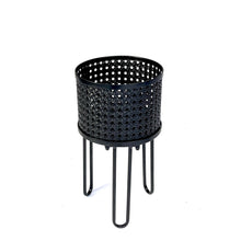 Load image into Gallery viewer, Round Mesh Metal Planter with Stand, 8in