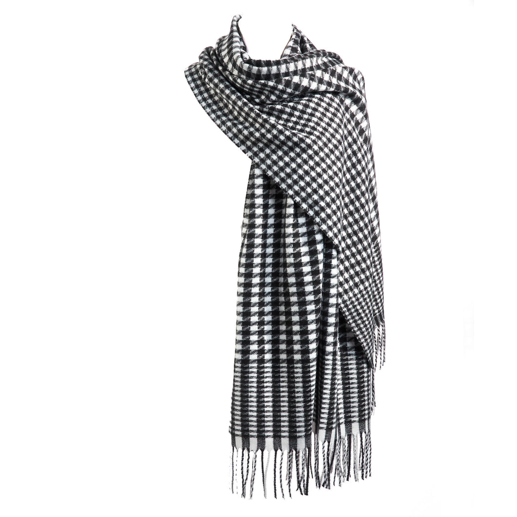 Black & White Houndstooth Winter Scarf