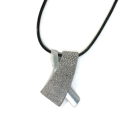 Brushed Abstract Criss Cross Pendant Necklace