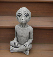 Load image into Gallery viewer, Sitting Alien Statue, 16in
