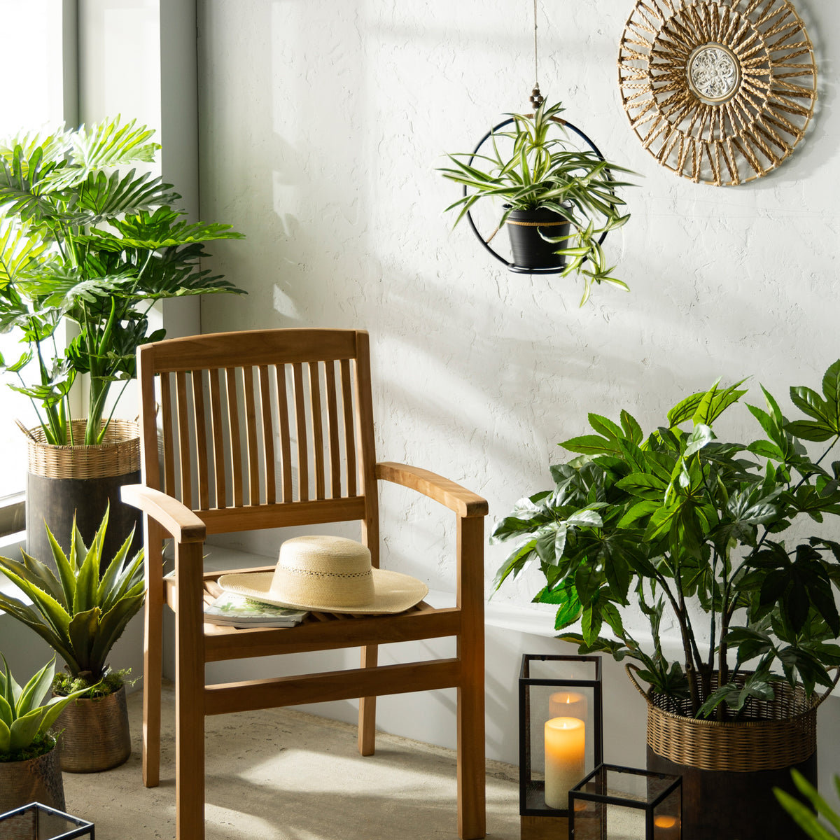 Pot, 4in, Metal, Black with Rattan Hanger