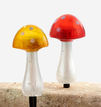Load image into Gallery viewer, Solar Mushroom Garden Stake, 12.25in
