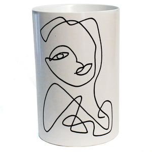Woman Line Pot 14x 14x 21cm