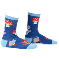 Womans Crew Socks, Mushroom Cats
