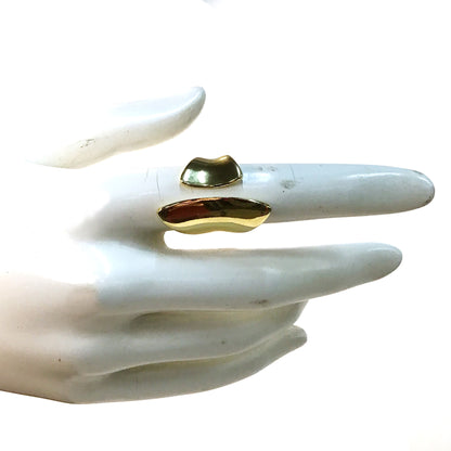 Large Smooth Ring, Gold