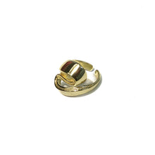 Load image into Gallery viewer, Etched Ribon Ring, Gold
