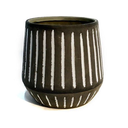 Pot, 7in, Debossed W/ Saucer