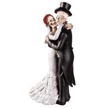Load image into Gallery viewer, Decor Skeleton Couple

