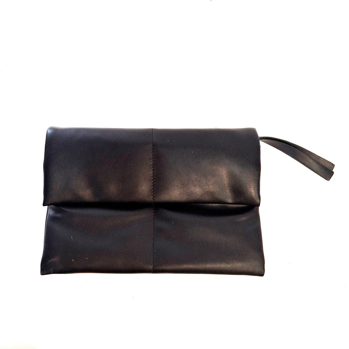 Lucy, Vegan Leather Clutch w Strap - Black