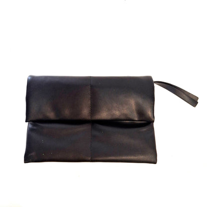 Lucy, Vegan Leather Clutch w Strap - Black