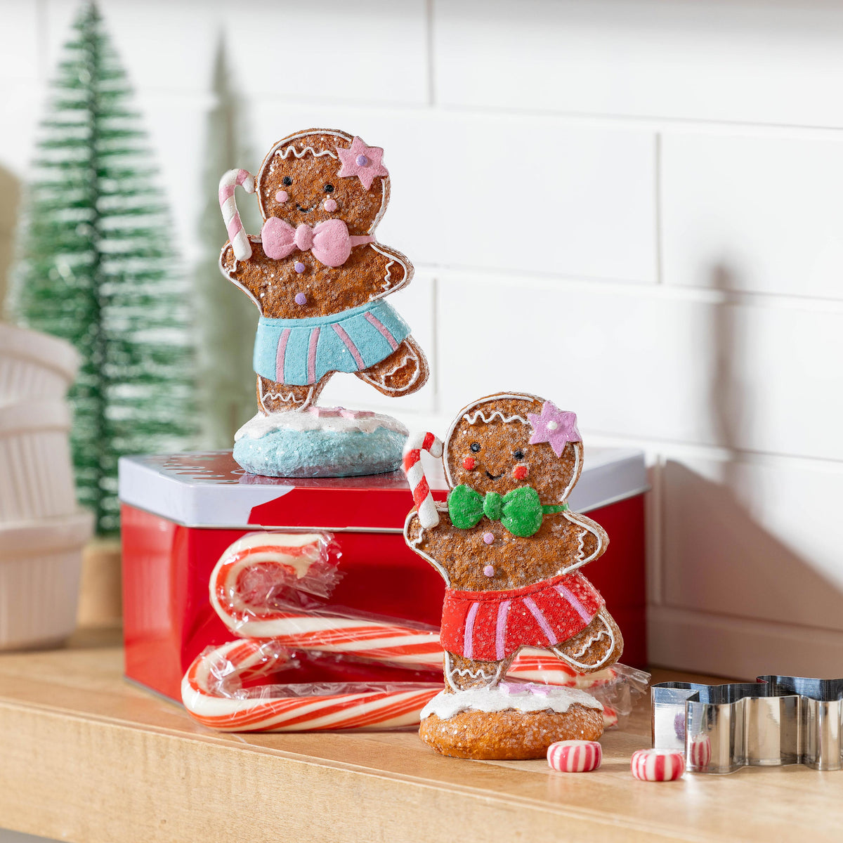Ceramic Gingerbread Deocr, 2 Asst
