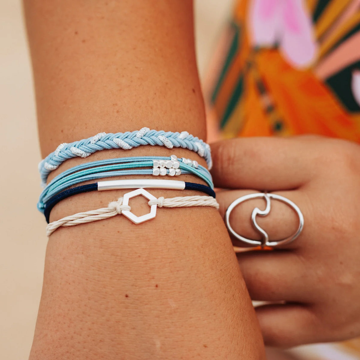 K'lani Hair Tie + Bracelet - Dream, Medium