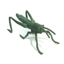 Load image into Gallery viewer, Iron Cast Metal Insects, Assorted
