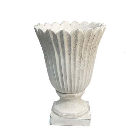 Small Scallop Cement Planter