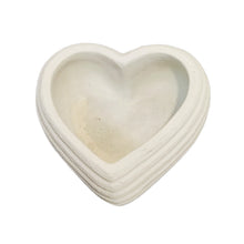 Load image into Gallery viewer, Pot, Ceramic, Heart, Cream

