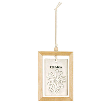 Hanging Plaque- Grandmas Heart