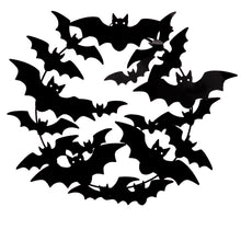 Load image into Gallery viewer, Decor, Metal Bat Wreath
