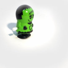 Load and play video in Gallery viewer, Wind Up Halloween Characters Assorted
