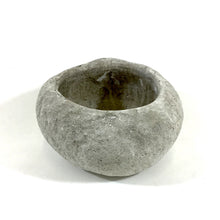 Load image into Gallery viewer, Planter, Rock Bowl, Medium - Floral Acres Greenhouse &amp; Garden Centre
