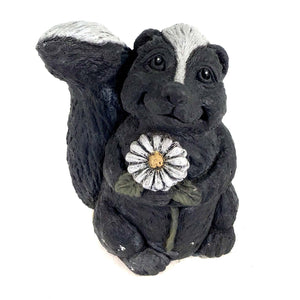 Sweet Sue the Skunk Statue, 10in