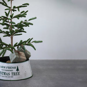 Metal Christmas Tree Collar, 'Farm Fresh', 22.25in