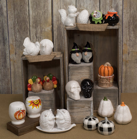 Salt & Pepper Shakers, Ceramic, Cauldrons, S/2