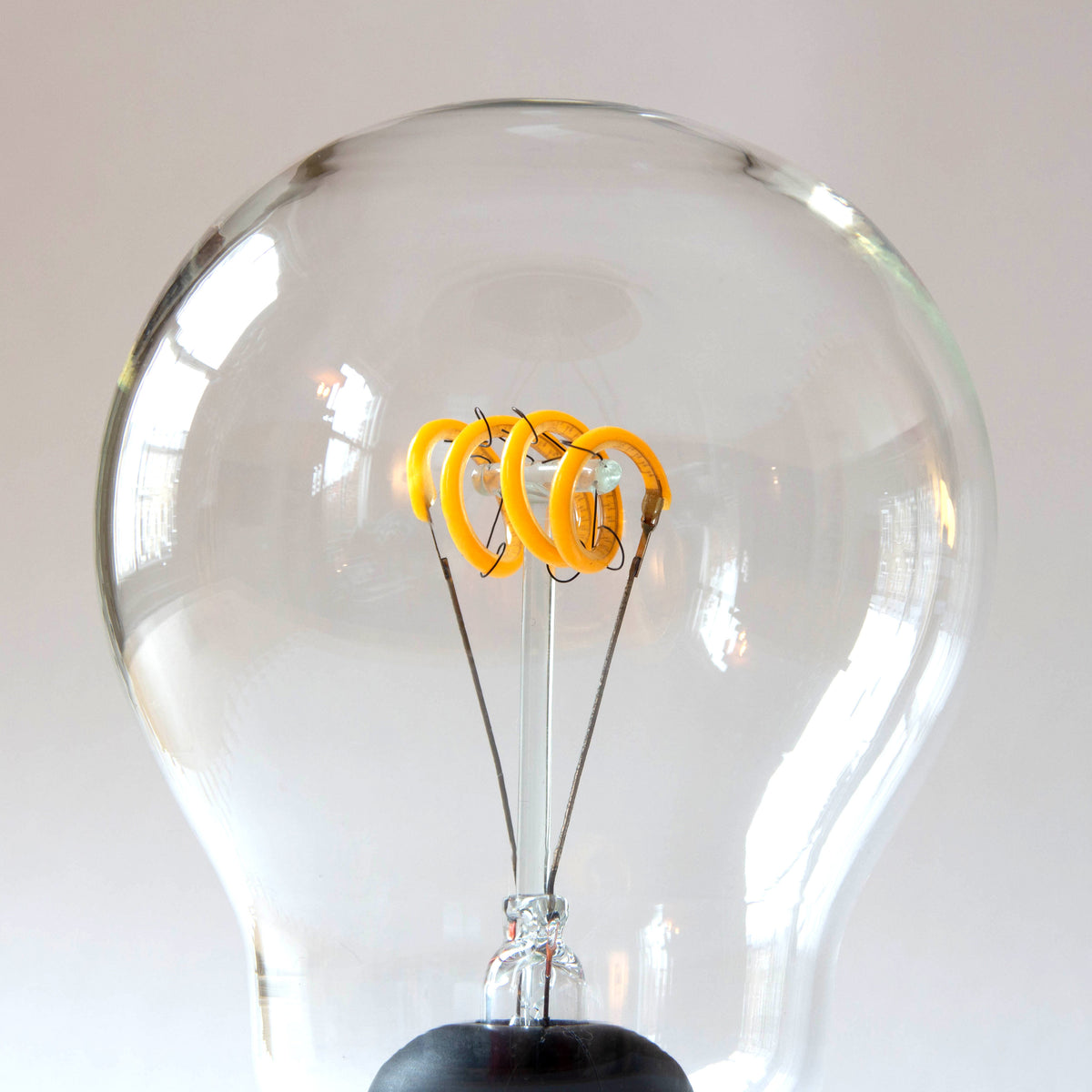 Cordless Lightbulb Lamp