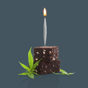 Lit Birthday Candles, Joints, S/8