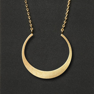 Scout Refined Necklace, Crescent, Gold