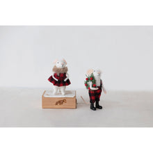 Load image into Gallery viewer, Wool Felt Mouse in Plaid Outfit, 5in, 2 Colours
