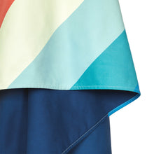 Load image into Gallery viewer, Dock &amp; Bay Beach Towel, Chevron Chic, Large
