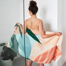 Load image into Gallery viewer, Dock &amp; Bay Bath Towel, Congo Canopy, Large
